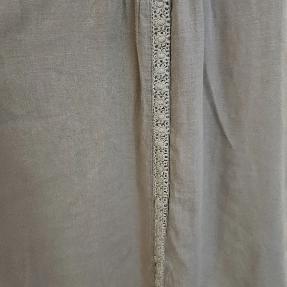 J. Jill Taupe Shirt with Lace Trim Women's Size Large L - Picture 9 of 13